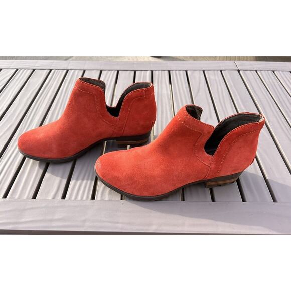 Sorel Boots Womens Size 9.5 Suede Red Lolla Cut Out Bootie 9.5 Waterproof NEW - Picture 5 of 9